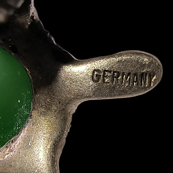 Vintage Germany Turtle Brooch In Sterling Silver With Green Glass And Marcasite - Picture 8 of 10